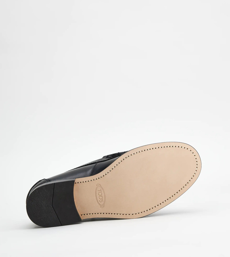 LOAFERS IN LEATHER - BLACK 5
