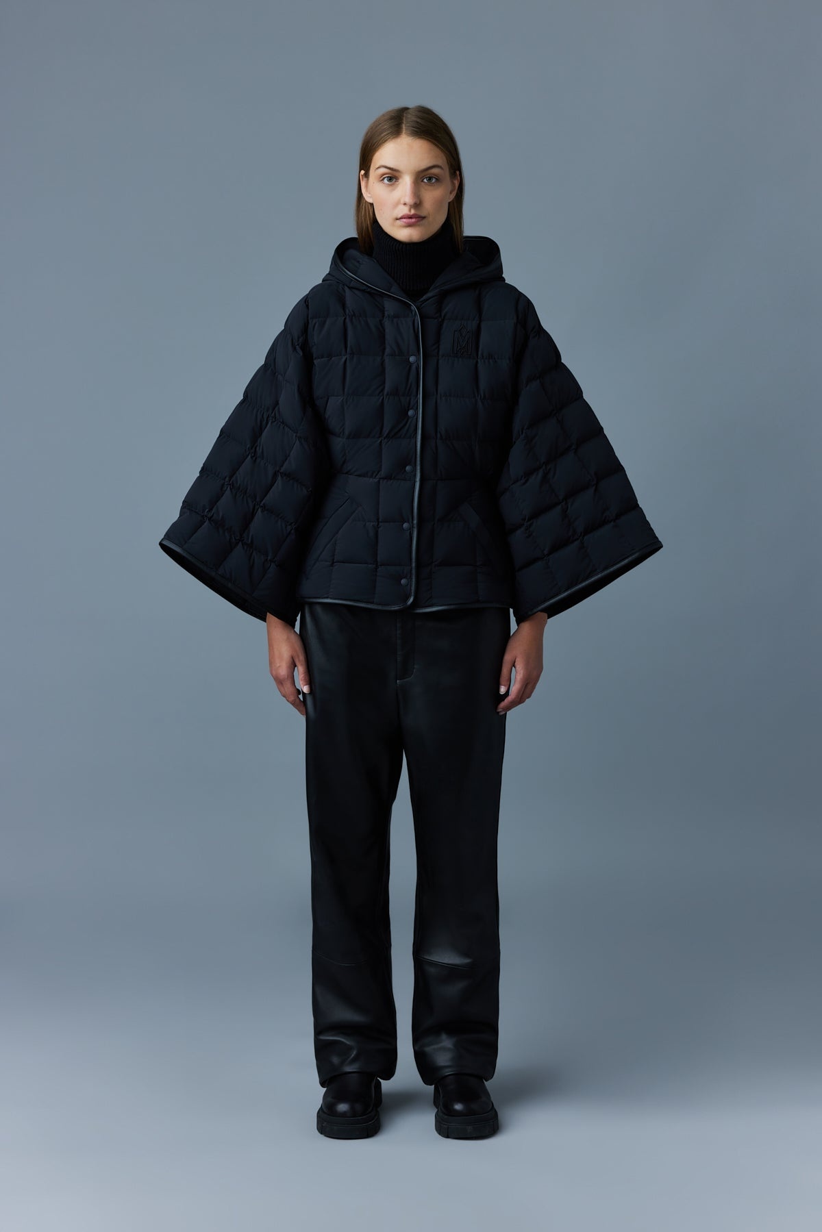 VIOLINE down poncho with hood - 2