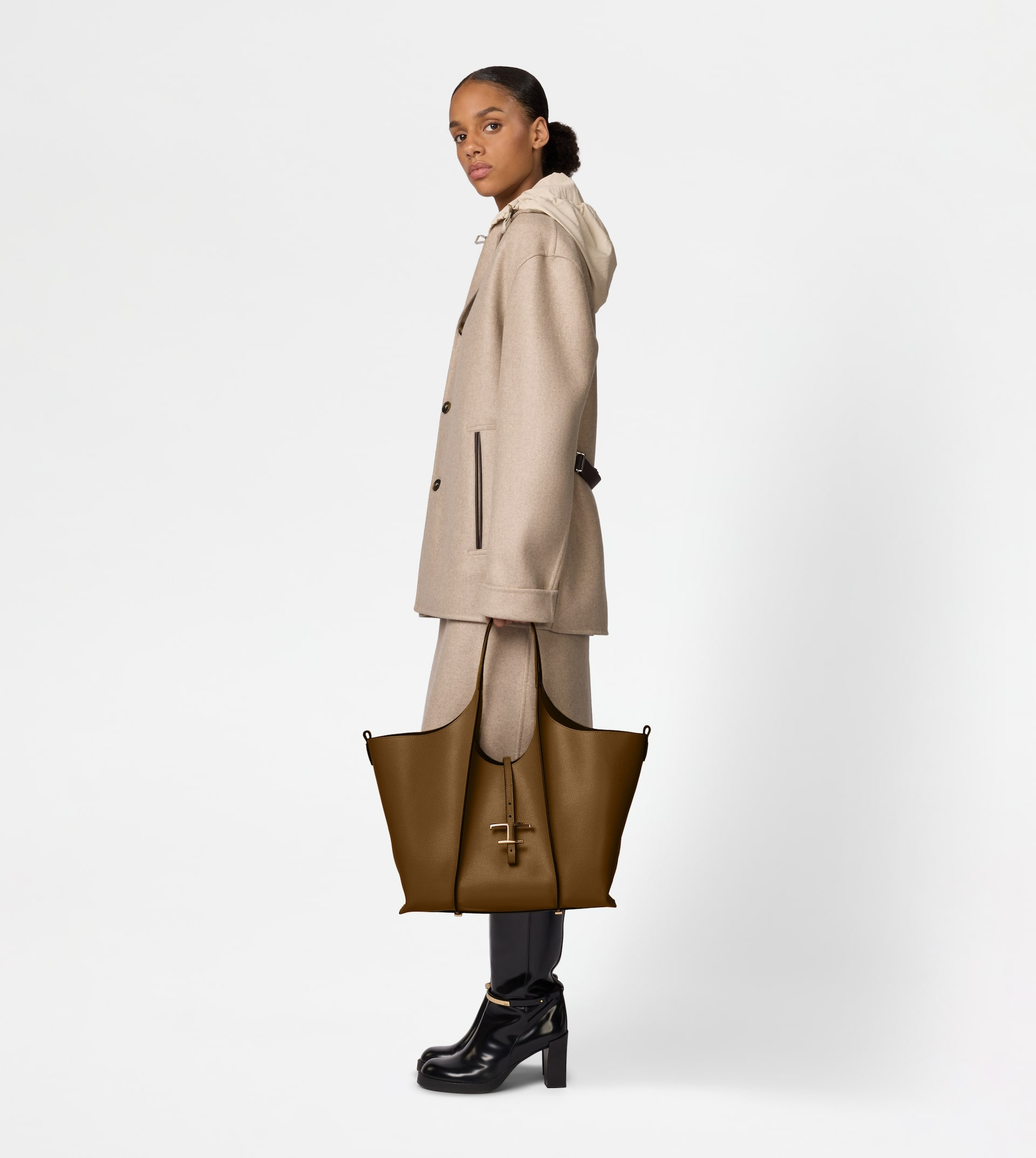 T TIMELESS SHOPPING BAG IN LEATHER MEDIUM - BROWN - 7