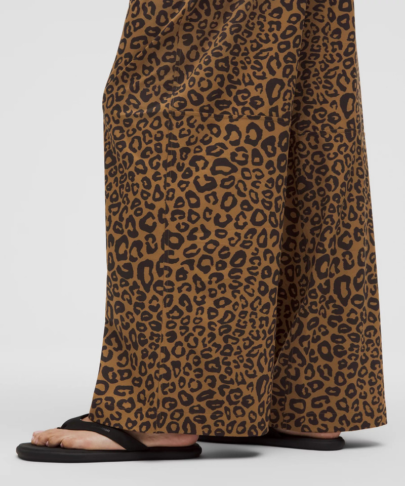 Swift Mid-Rise Wide-Leg Pant 7