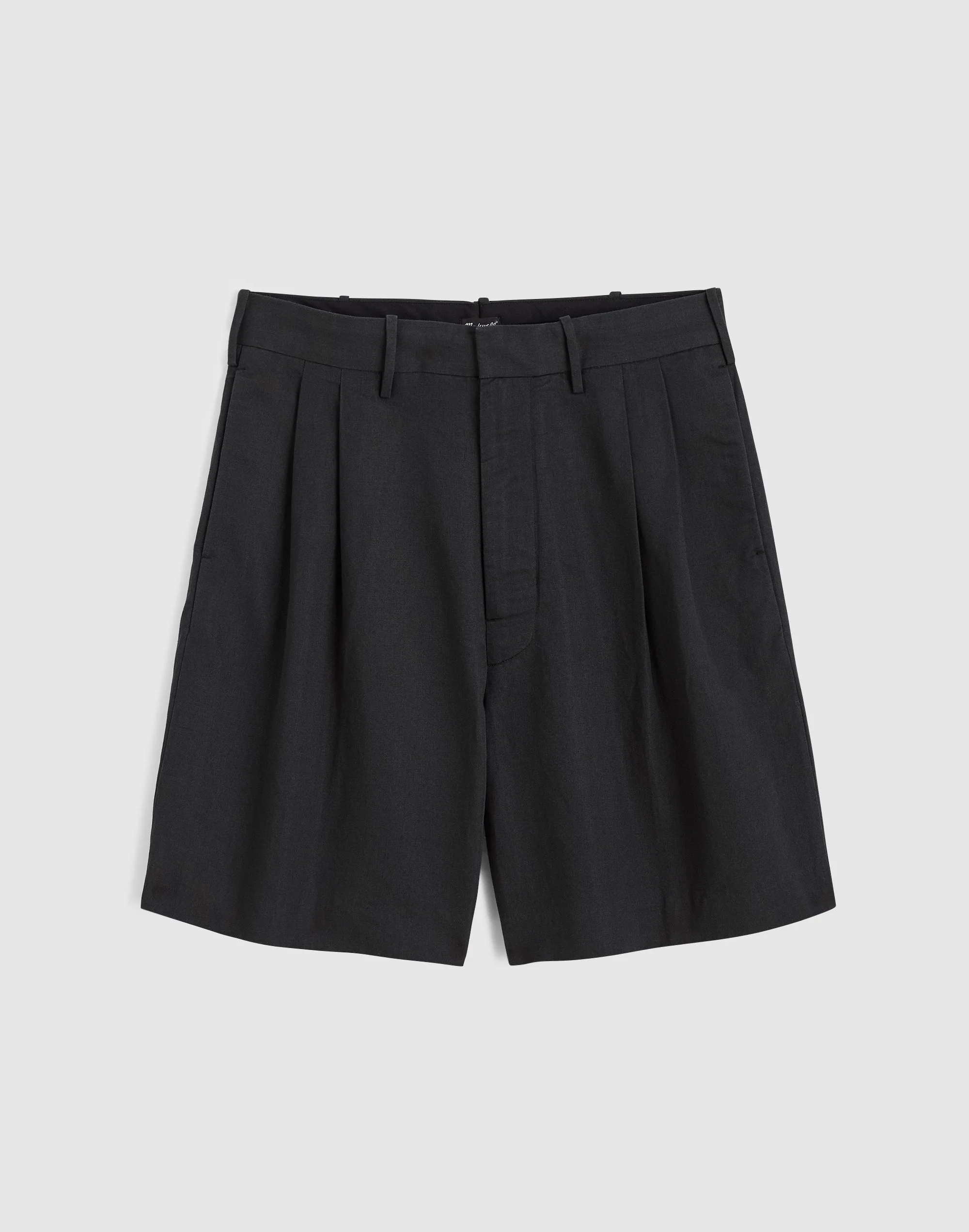 Double-Pleated Shorts in Meridian Linen Blend - 1