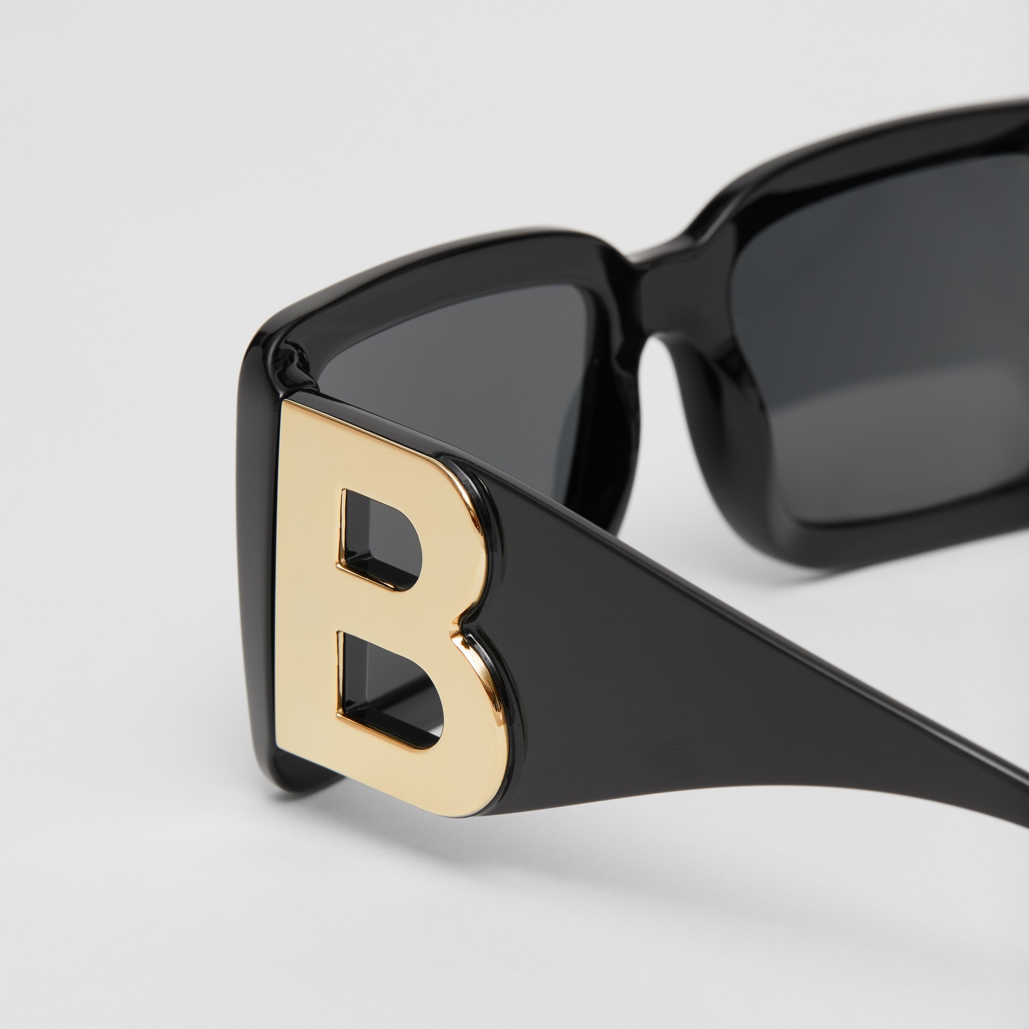 Monogram Motif Oversized Square Frame Lola Sunglasses in Black - Women
