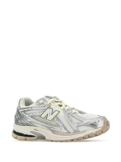 New Balance 1906R "Silver Metallic" sneakers outlook