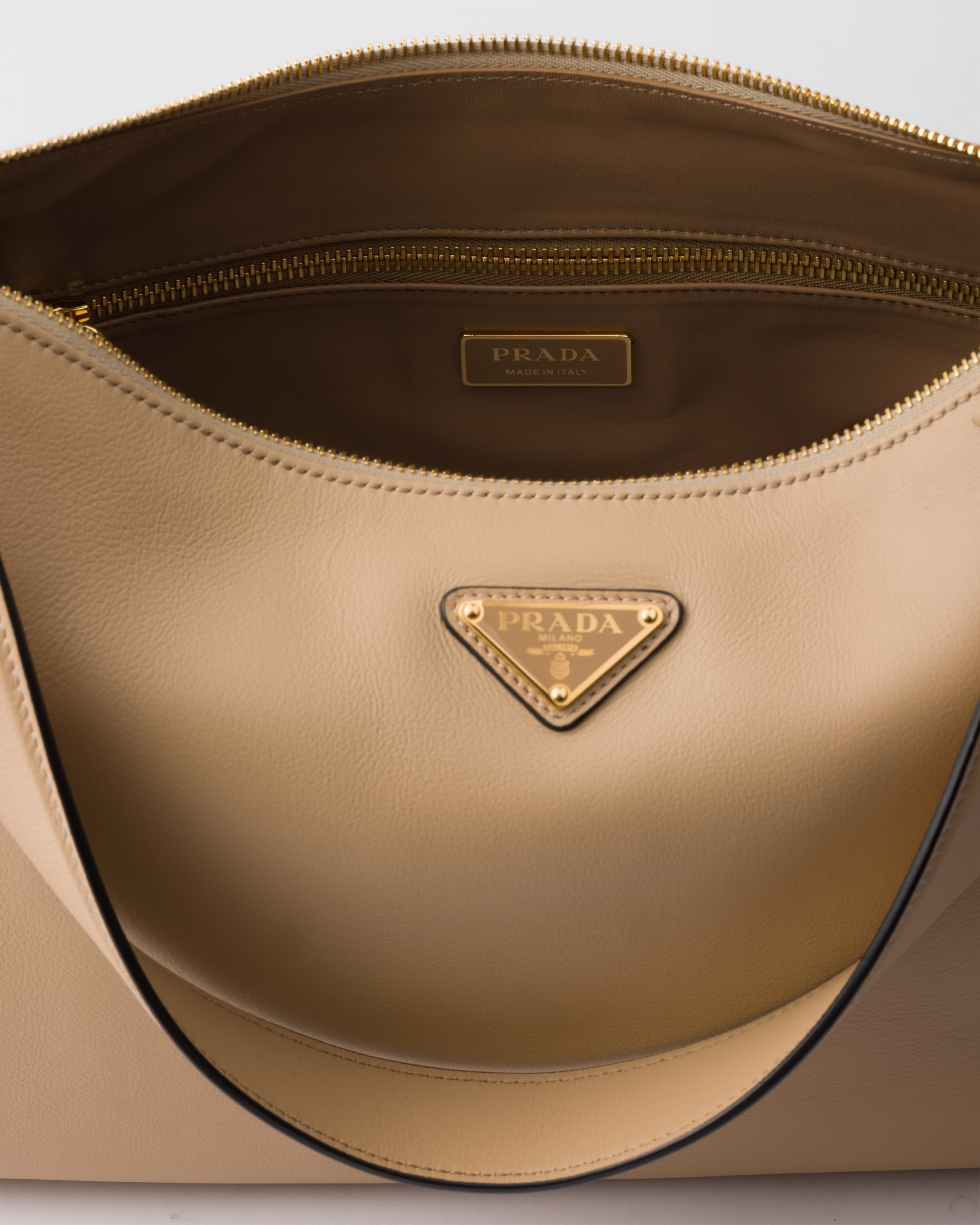 Prada Aimée large leather shoulder bag - 4