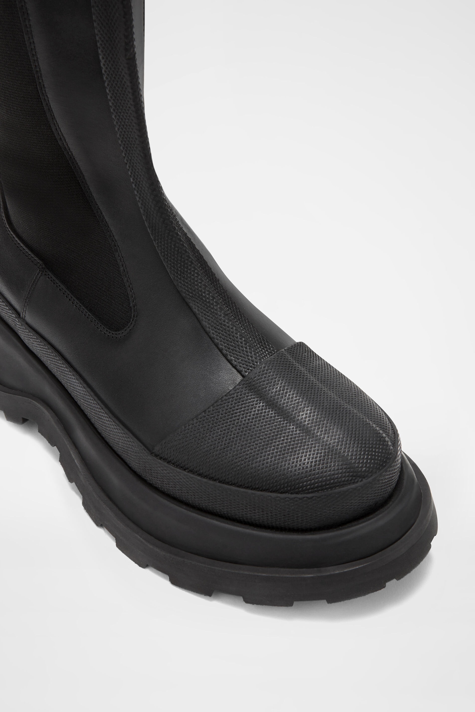 Knee Chelsea Boots - 6
