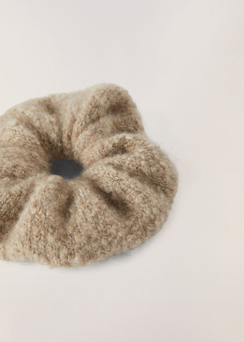 Cocooning Scrunchie 3