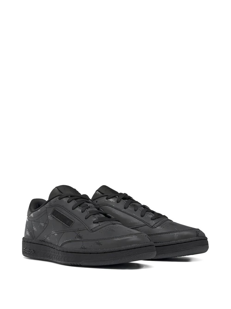 Reebok Club C 85 sneakers outlook