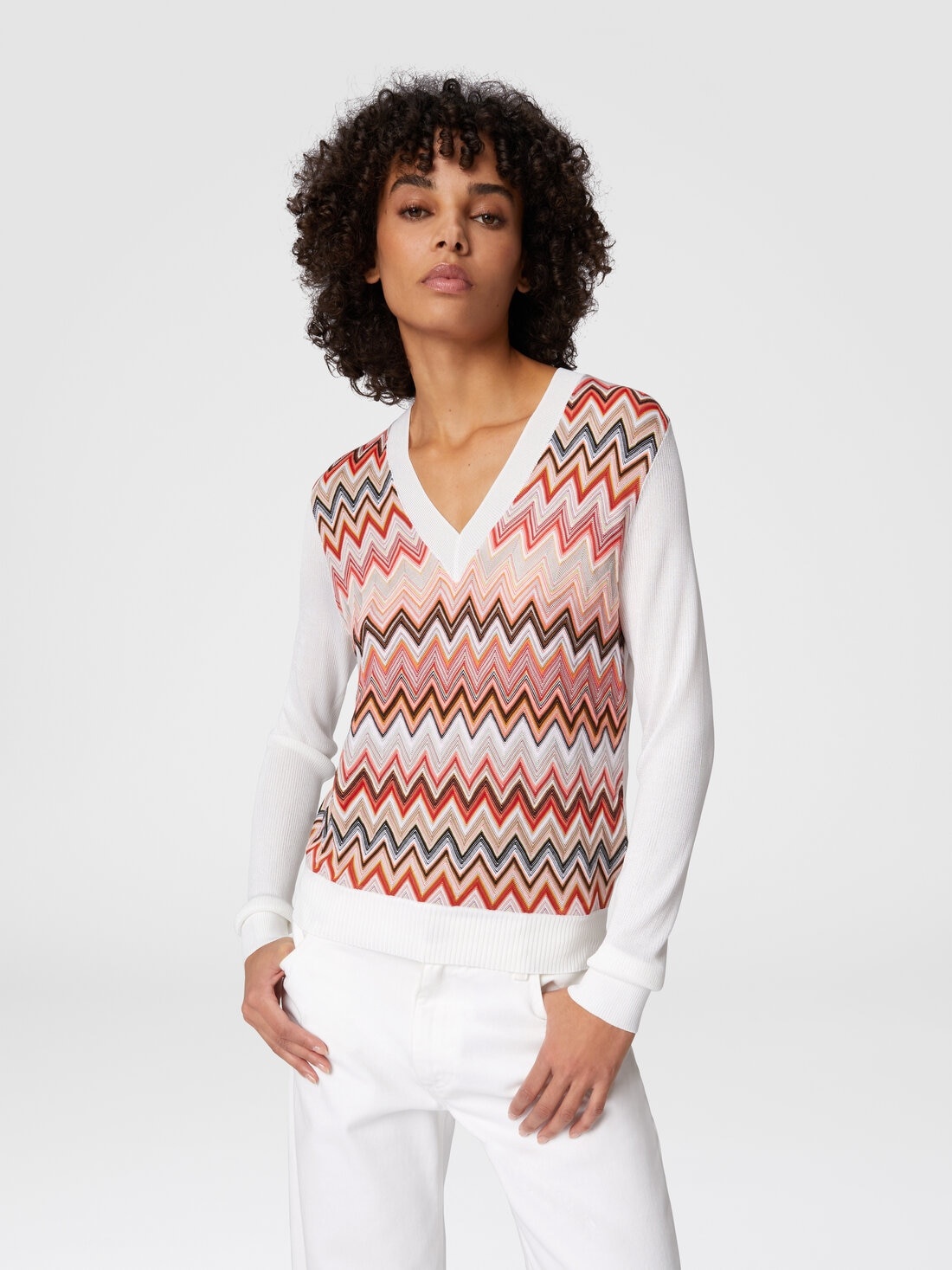 Viscose-blend sweaters with chevron insert and V-neck - 4