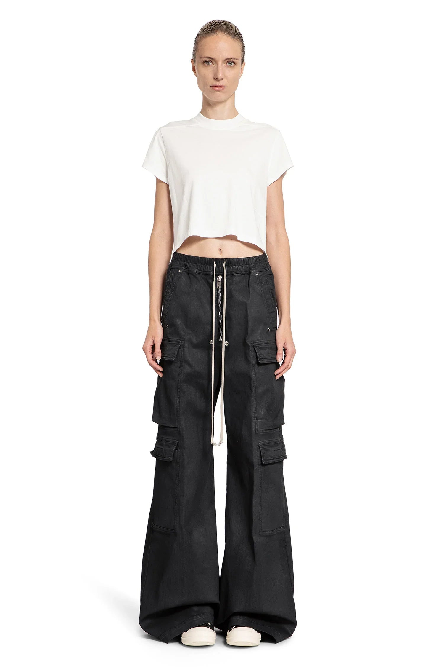 Porterville-Cropped-Small-Level-Tee - 4