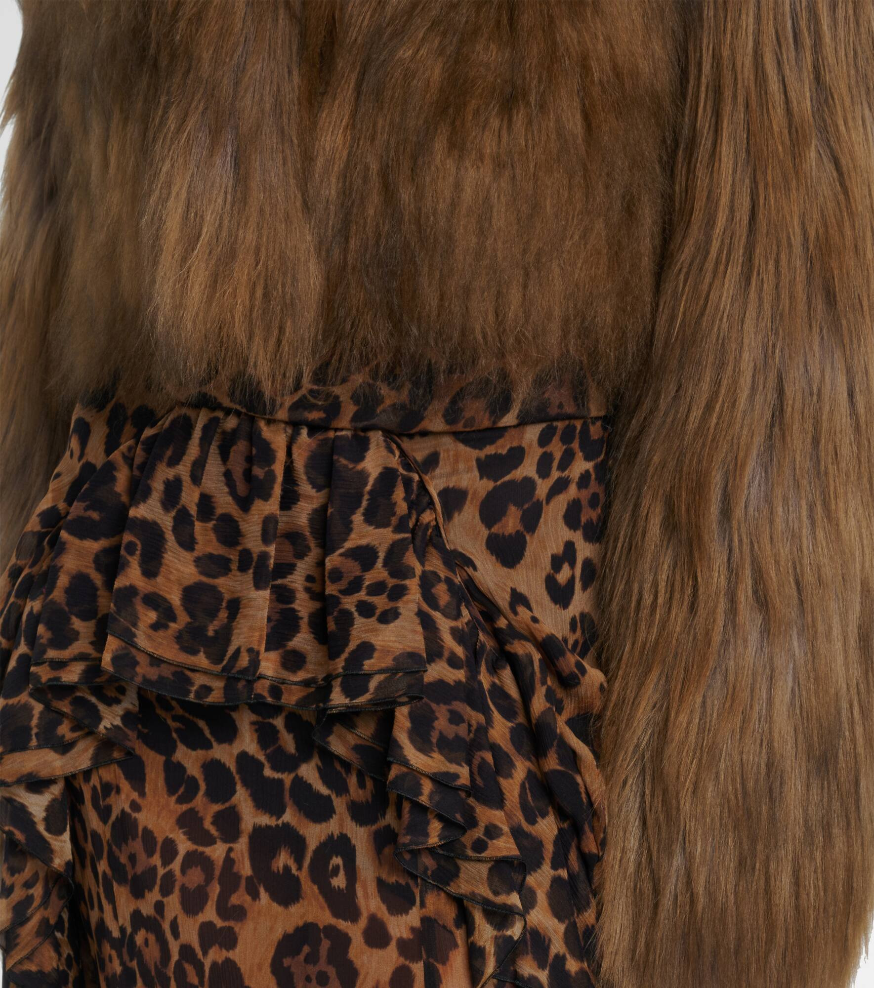 Cropped shearling jacket - 5