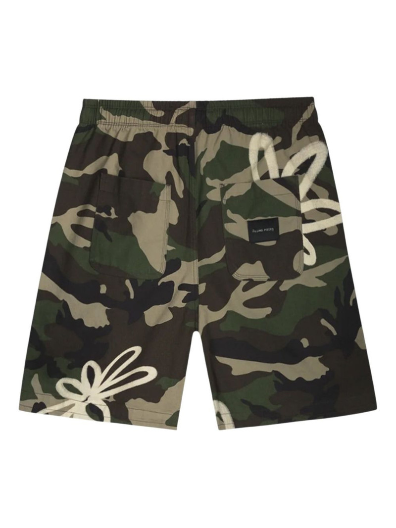 camouflage-pattern shorts 3