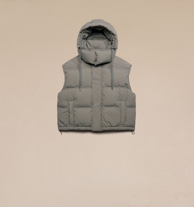 Ami Alexandre Mattiussi Sleeveless Down Jacket 1