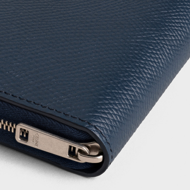 LARGE ZIPPED WALLET IN GRAINED CALFSKIN 5