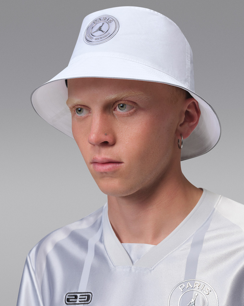 Paris Saint-Germain Apex Bucket Hat 1
