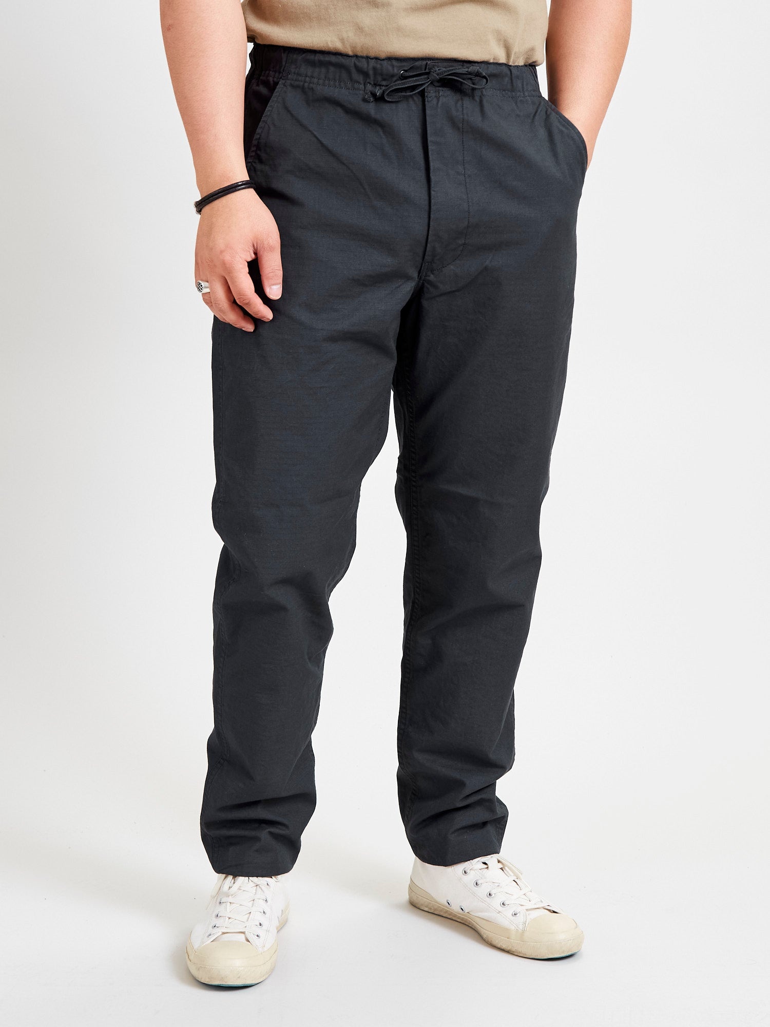 New Yorker Pants in Sumi Black - 2