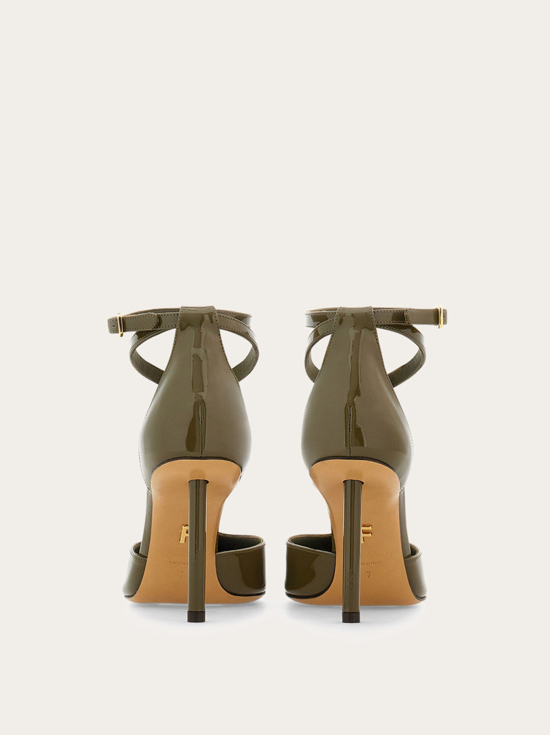 FERRAGAMO T-strap pump outlook