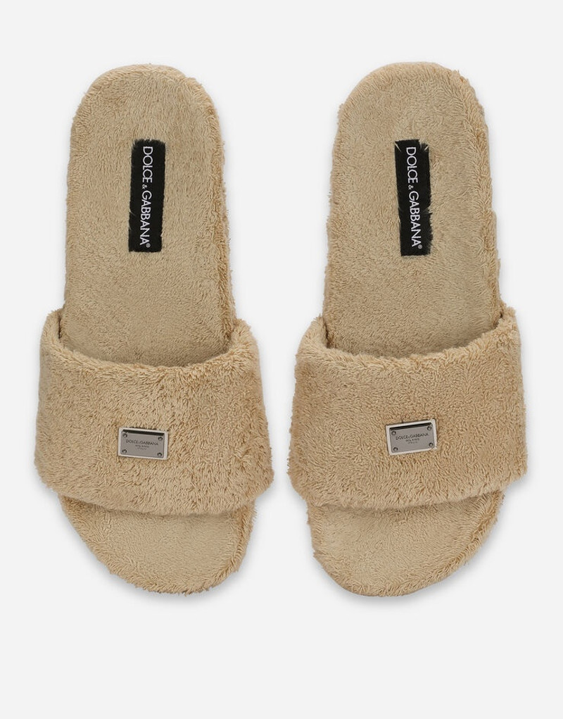 Terrycloth sliders with logo tag 4