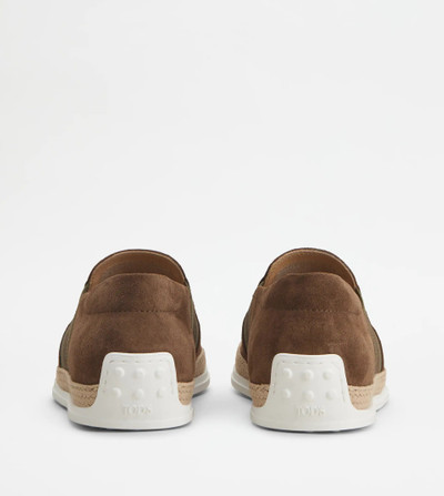 Tod's SLIP-ONS IN SUEDE - BROWN outlook