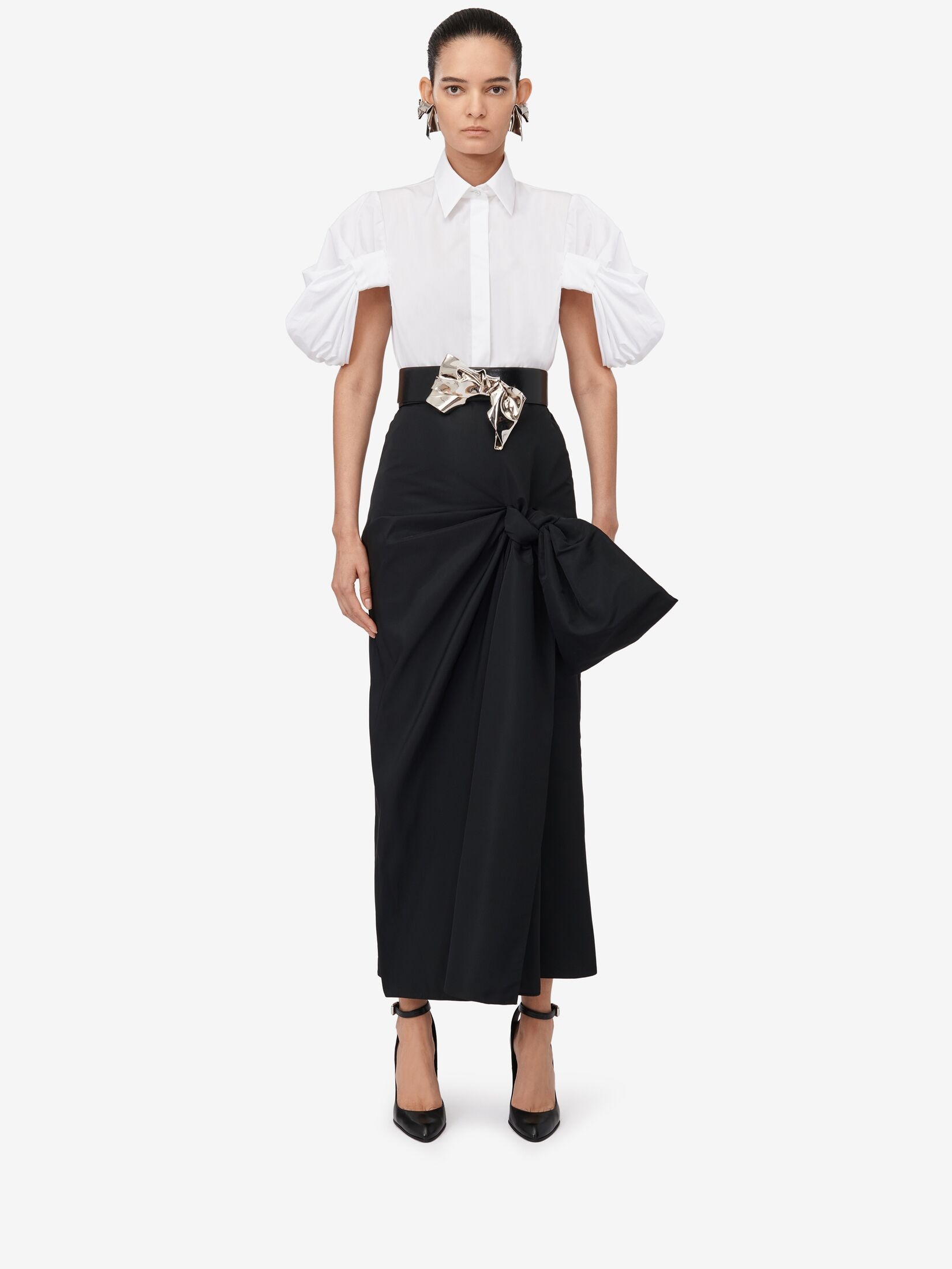 Women's Bow Detail Slim Skirt in Black - 5