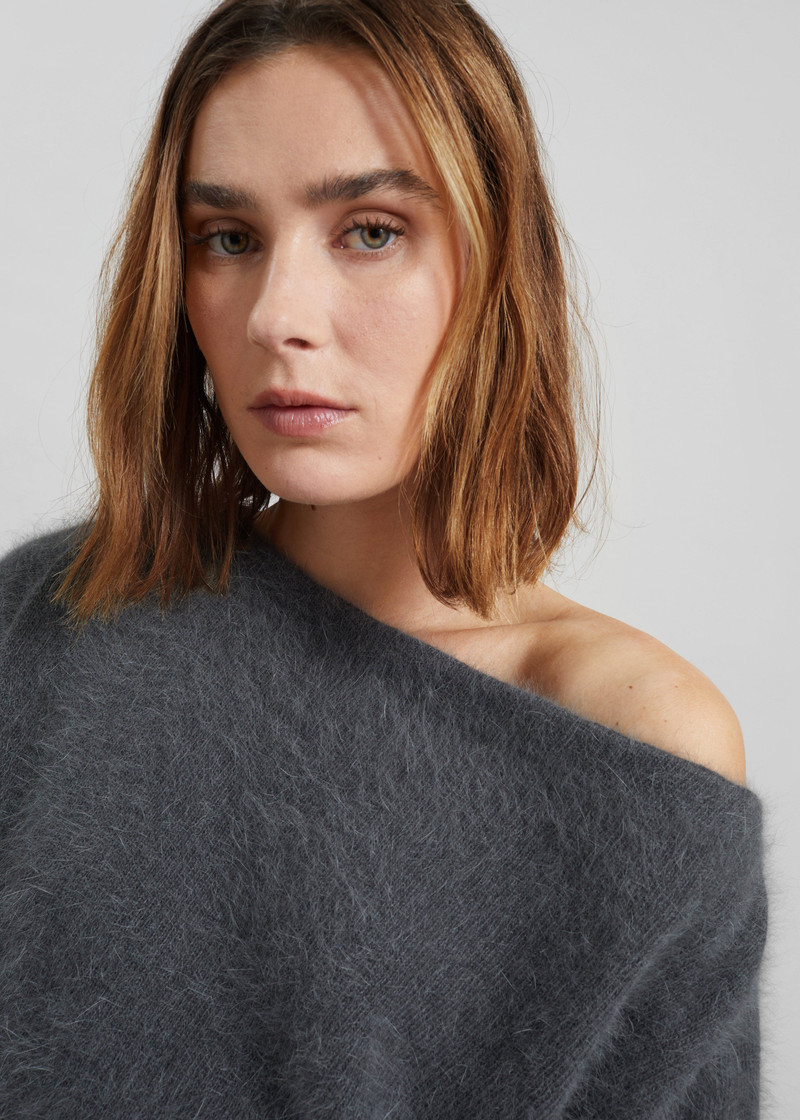 Almere Fuzzy Sweater - Dark Grey 3