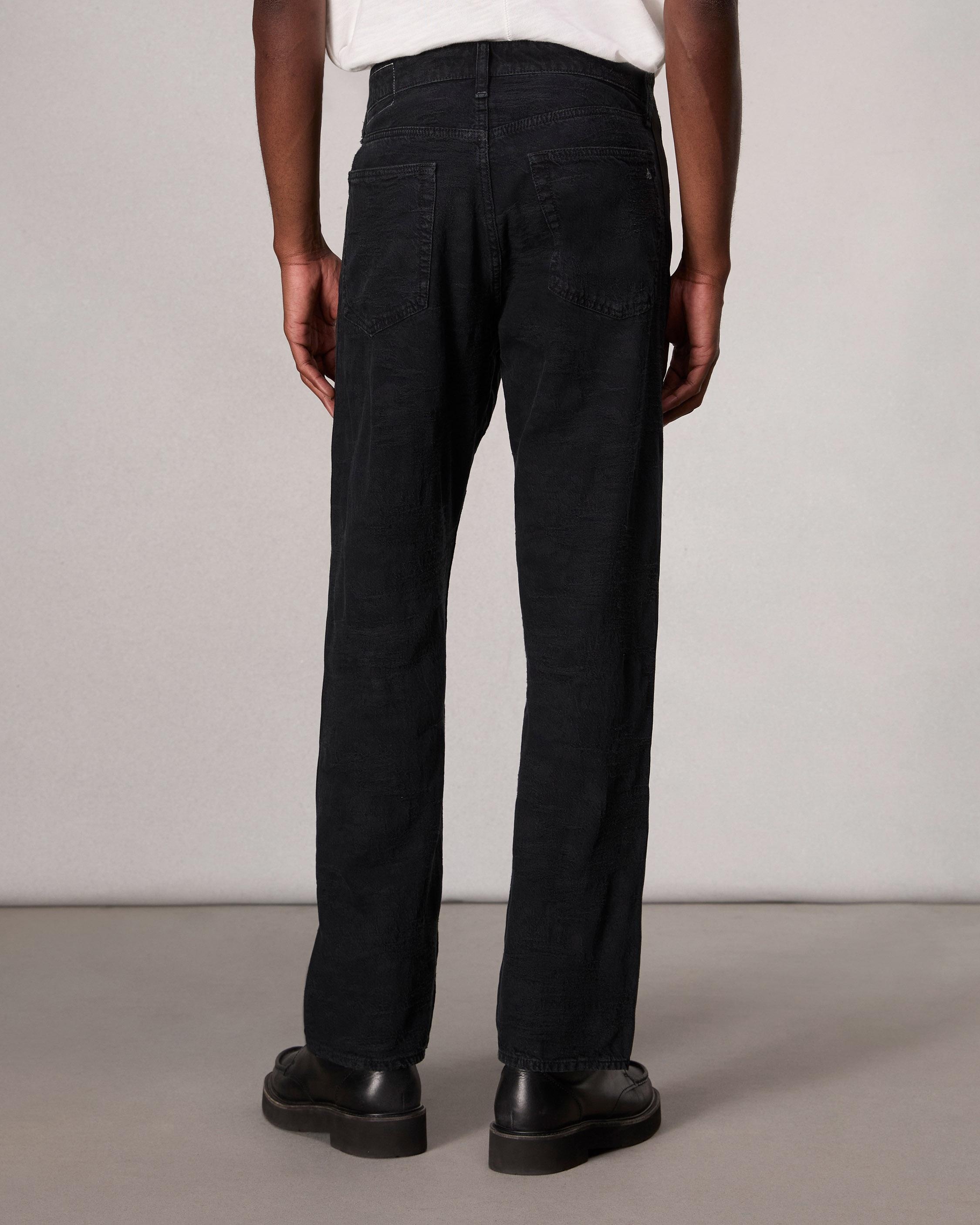Fit 4 Straight Fit Jean
Authentic Rigid Denim - 4
