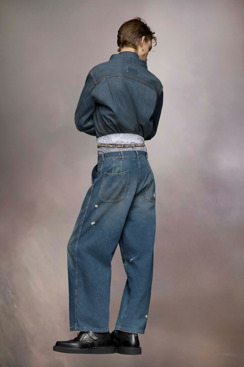 Pleated denim jacket 4