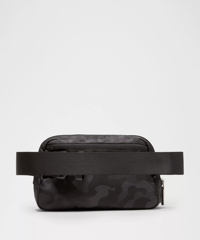 Everywhere Belt Bag with Long Strap 1L 3