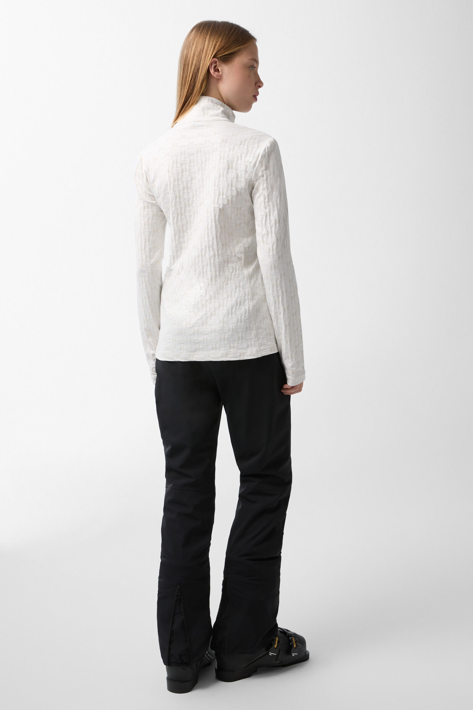 Margo First layer in Off-white - 3