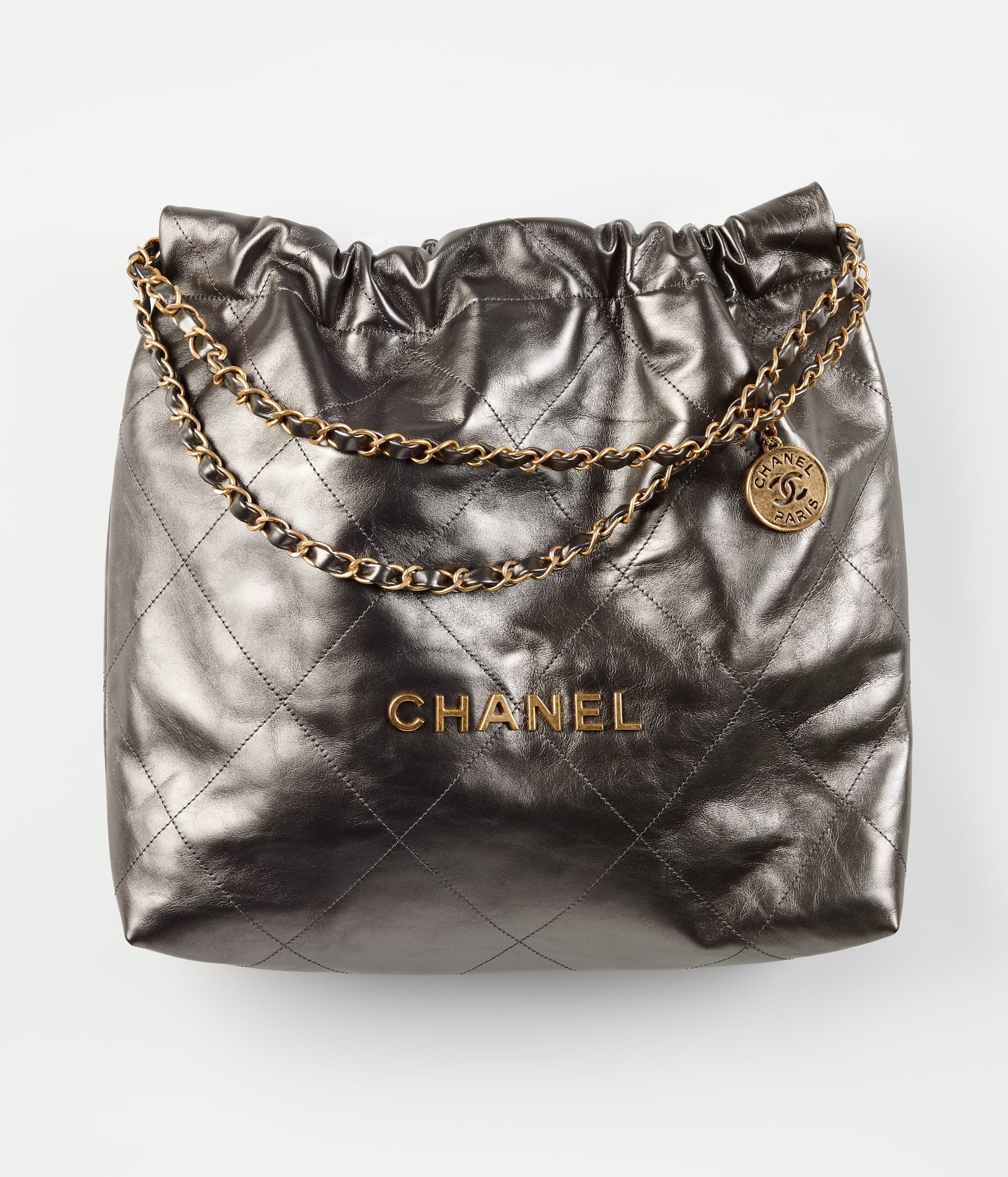 CHANEL 22 Handbag - 1