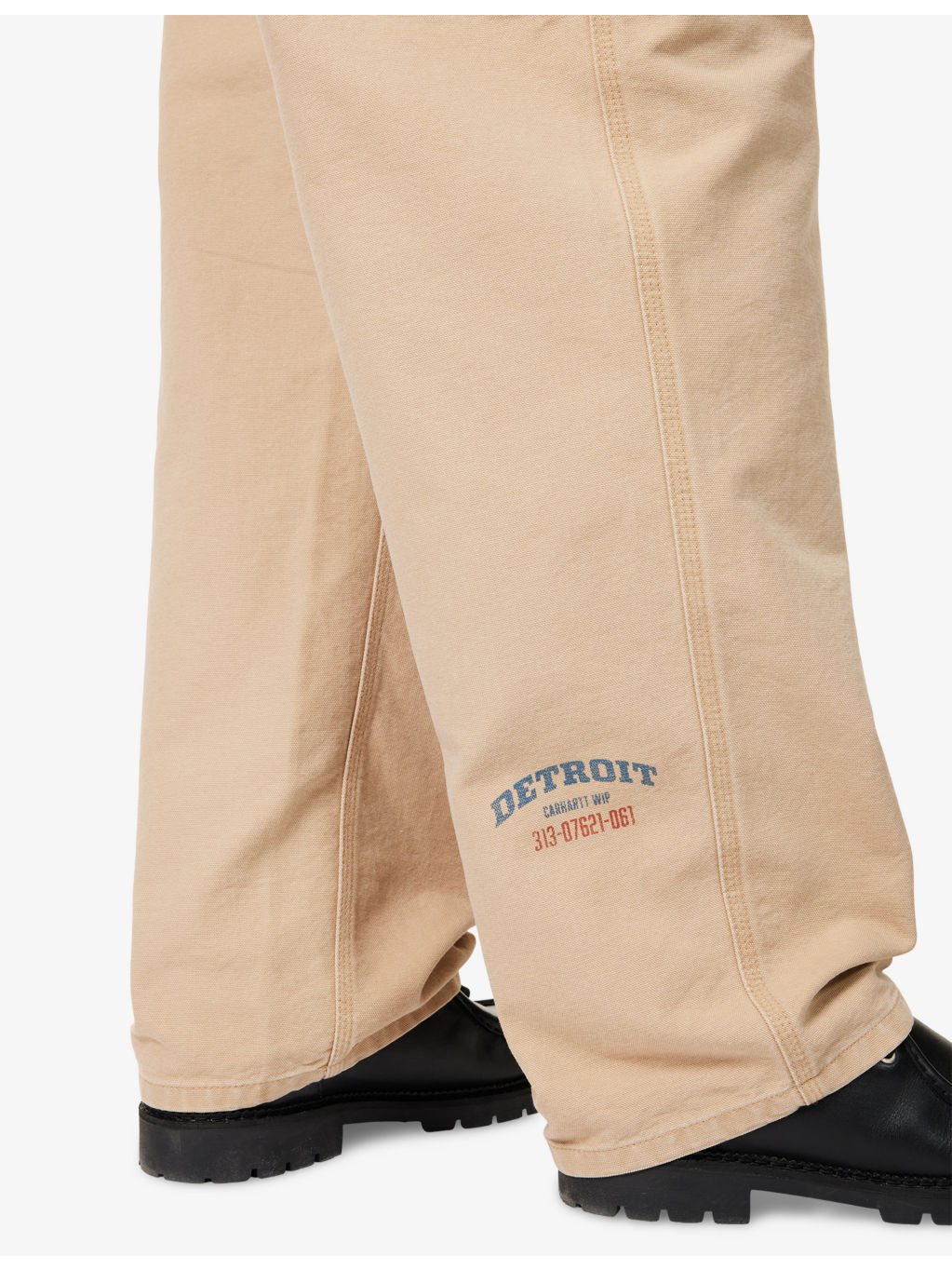 Single Knee Graphic-Print Denim Jeans - 6
