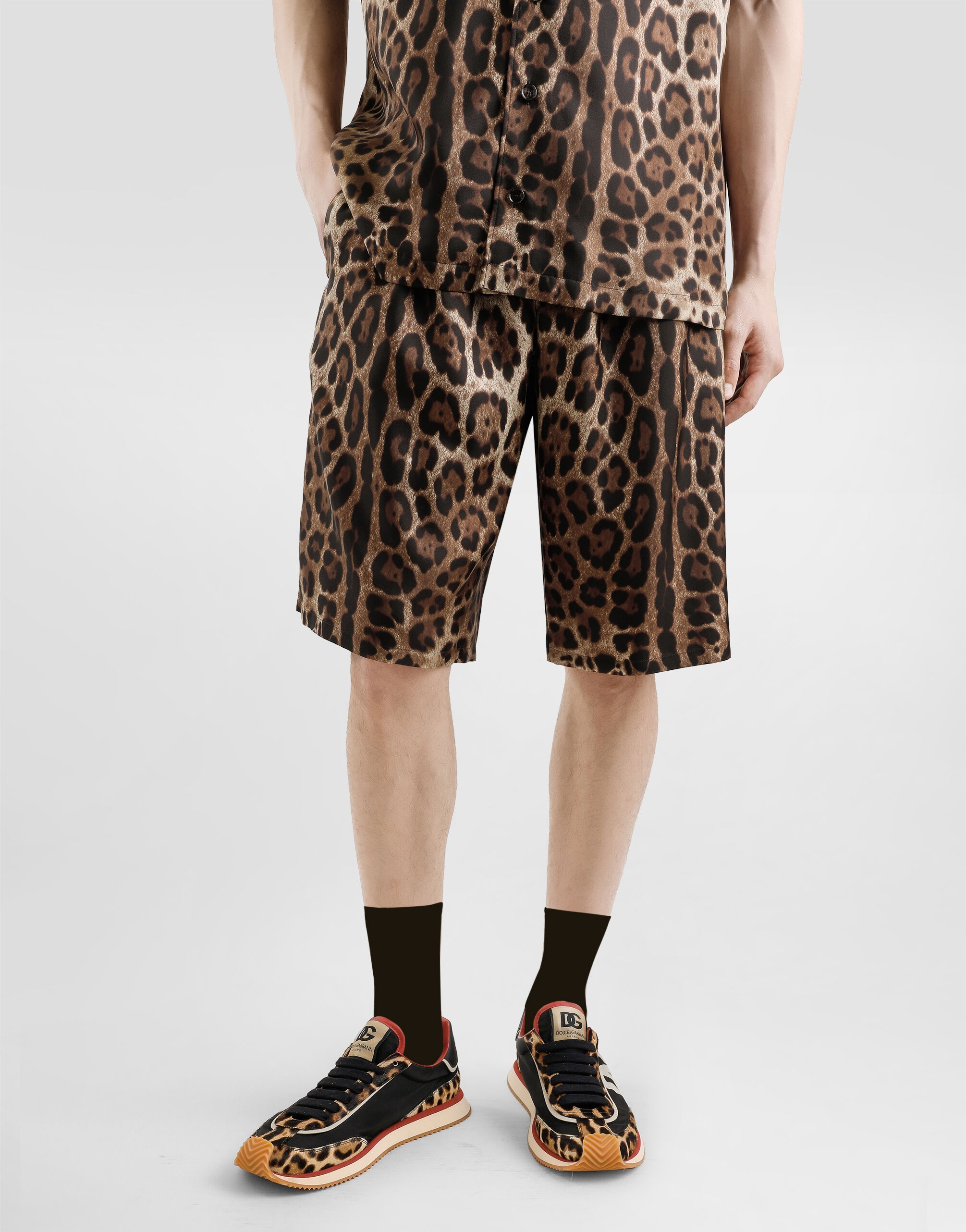 Leopard-print silk shorts - 4