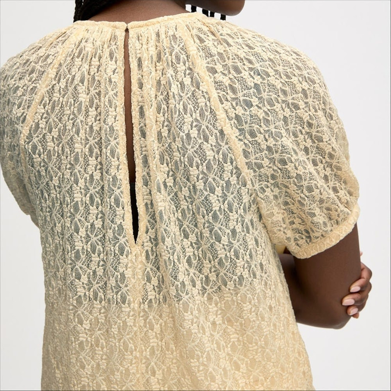 Stretch Lace Short Sleeve Top 6