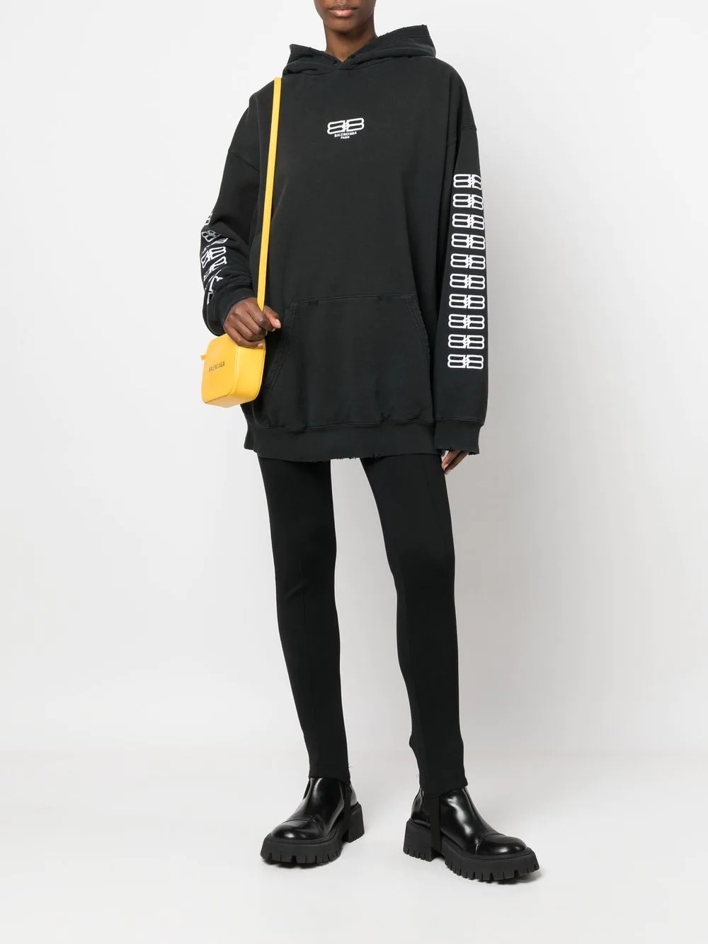 BB-embroidered oversized hoodie - 3