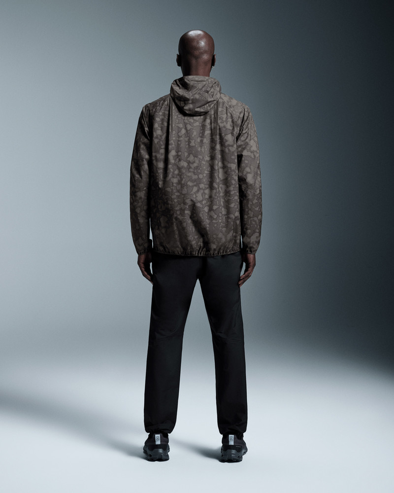 On Ultra Jacket outlook