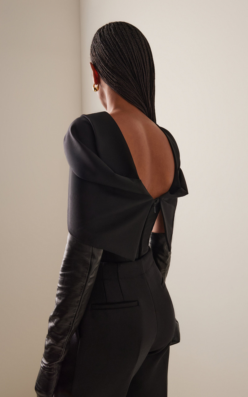 Orrla Off-The-Shoulder Wool Top black 4
