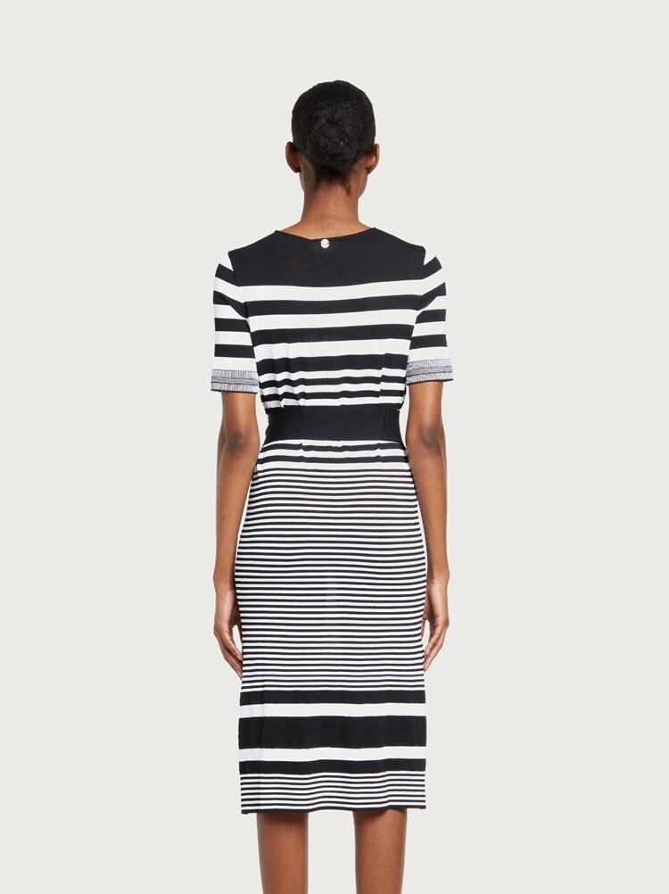 KNITTED DRESS - 3
