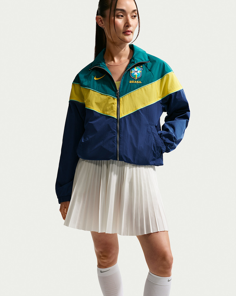 Brazil Windrunner Women's Nike Soccer UV Woven Jacket 3