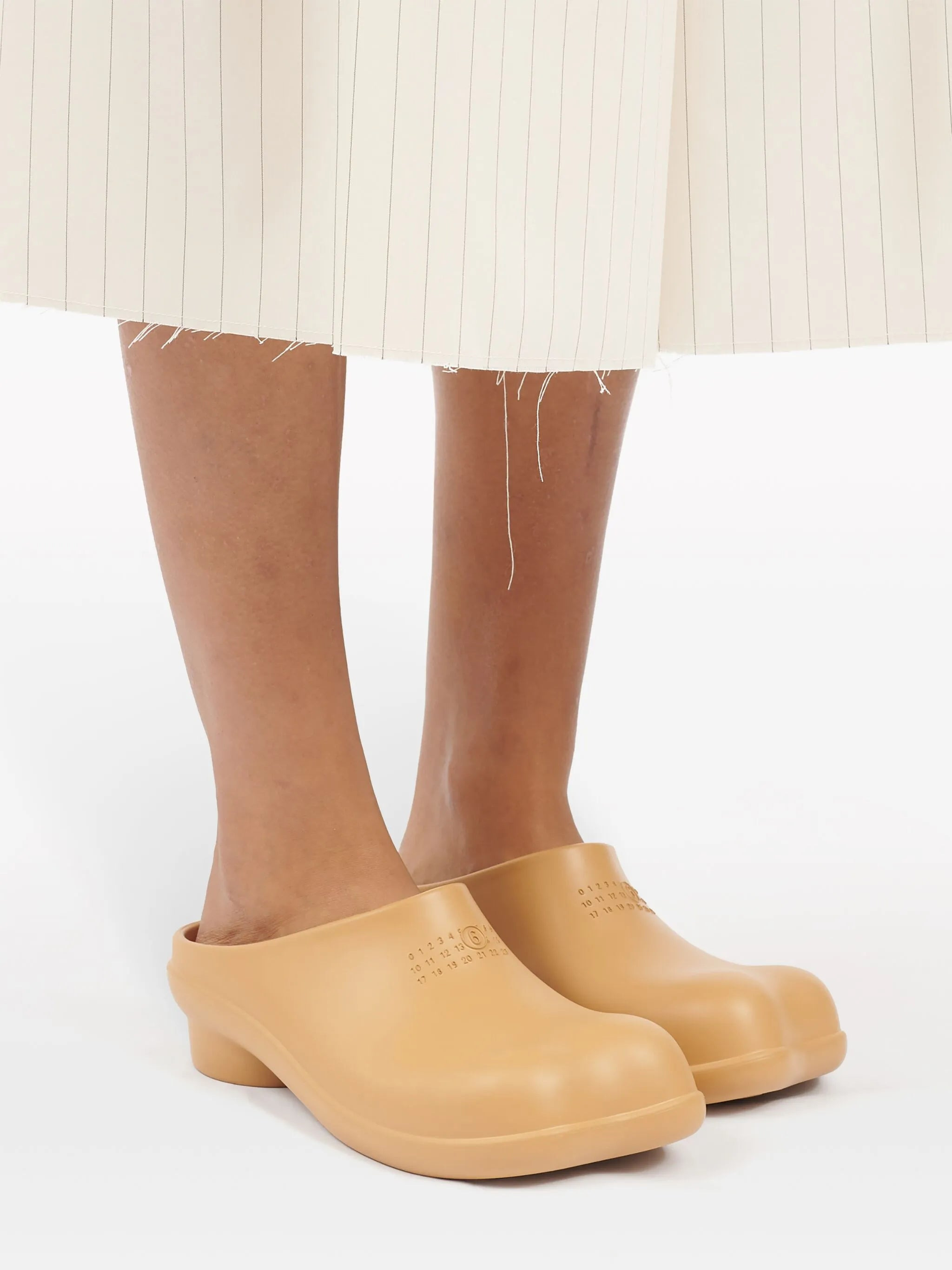 Anatomic clog slippers - 6