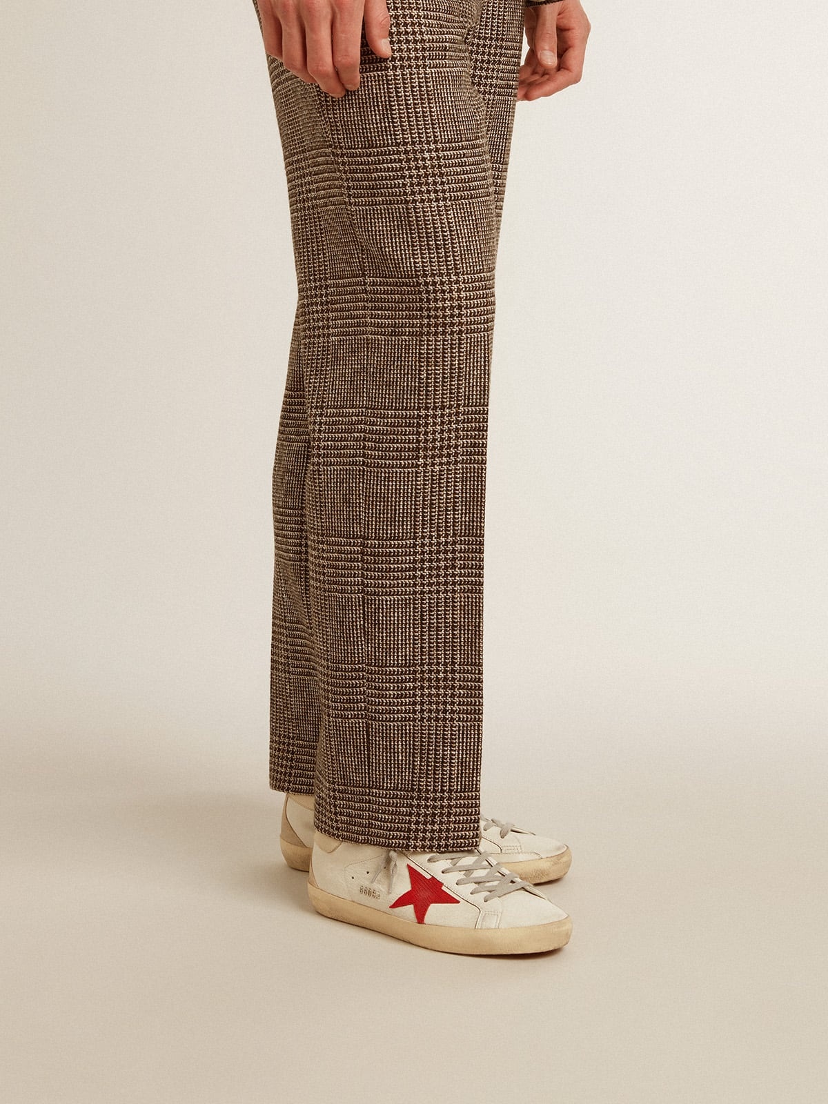 Super-Star in nappa with red star and cream leather heel tab - 3