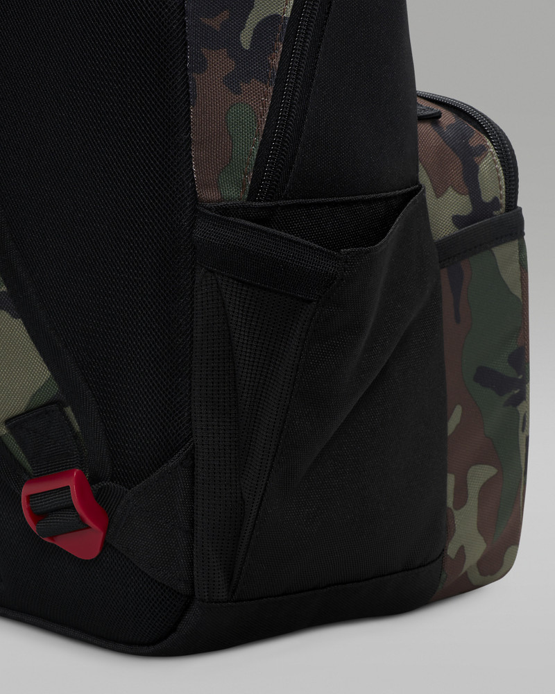 Air Jordan Big Kids' Backpack (18L) and Lunch Bag (3L) 9