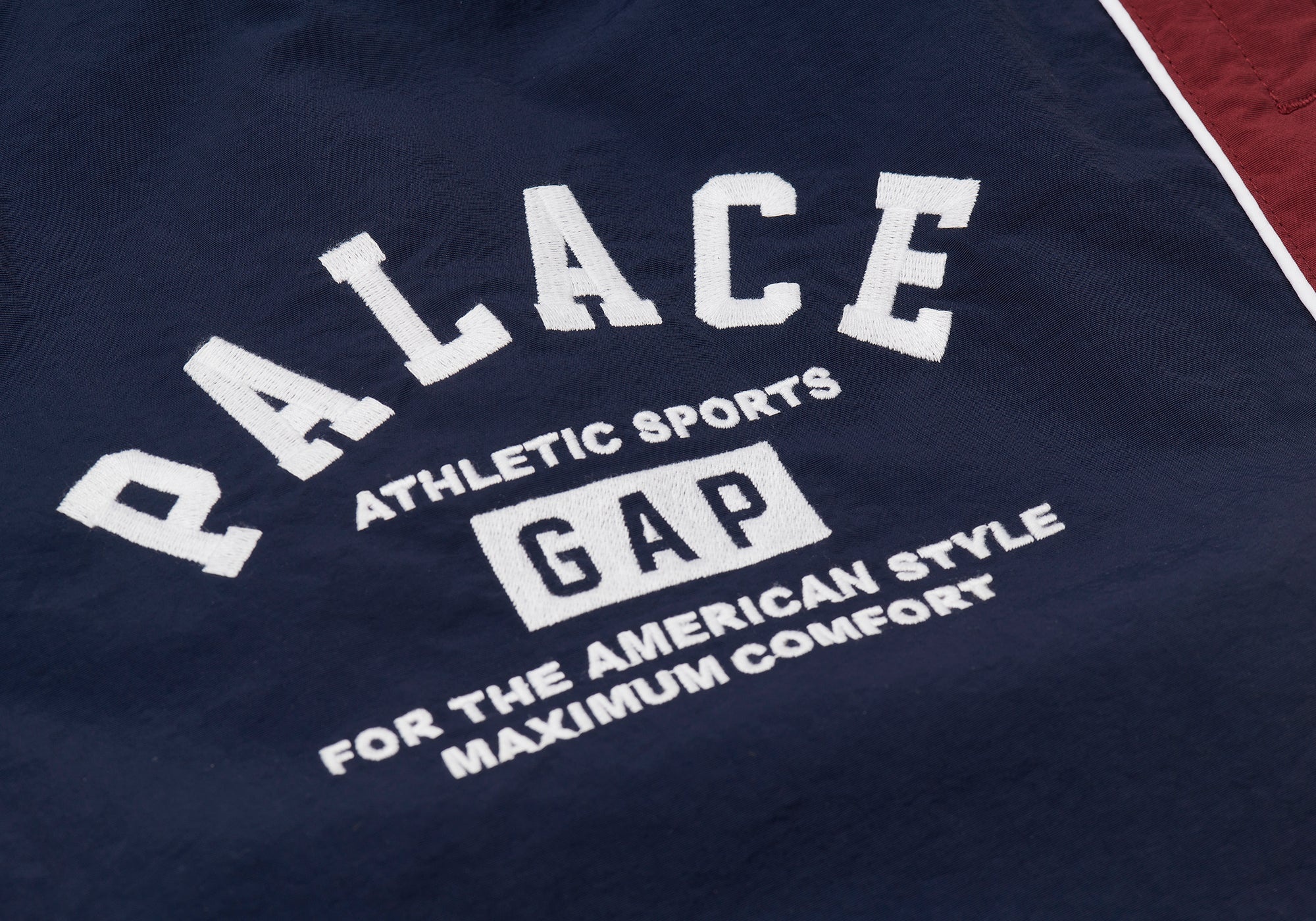 PALACE GAP NYLON TRACK BOTTOM NAVY / RED - 3