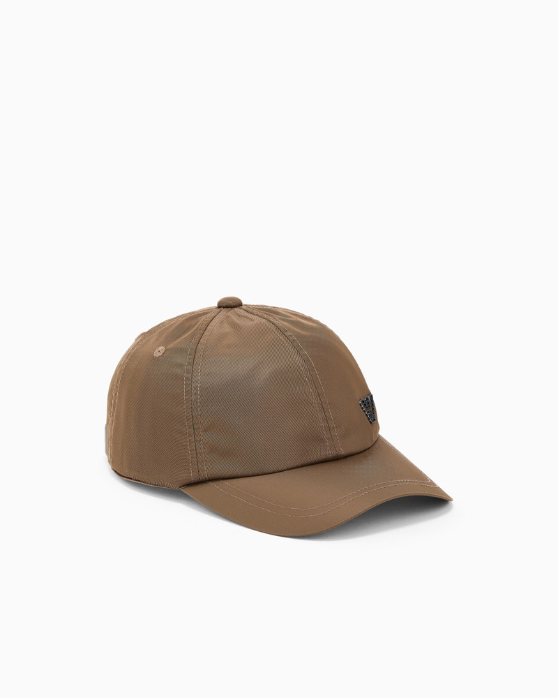 NYLON CAP WITH A METAL LOGO PLATE AND AN ADJUSTABLE BACK 1