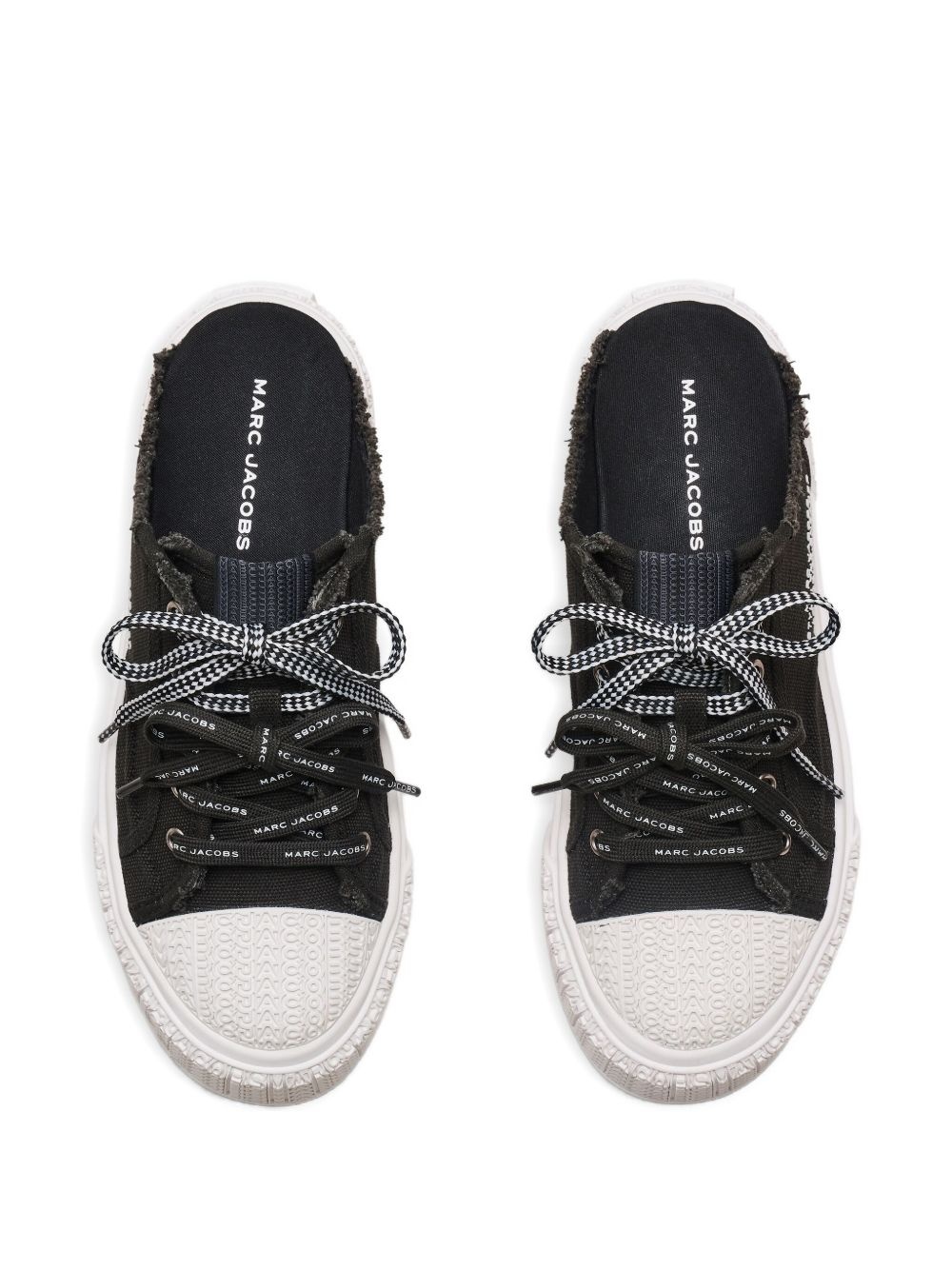 The canvas sneakers - 5