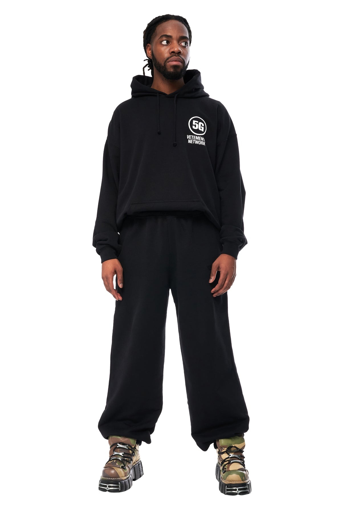 BLACK JOGGER SWEATPANTS - 1