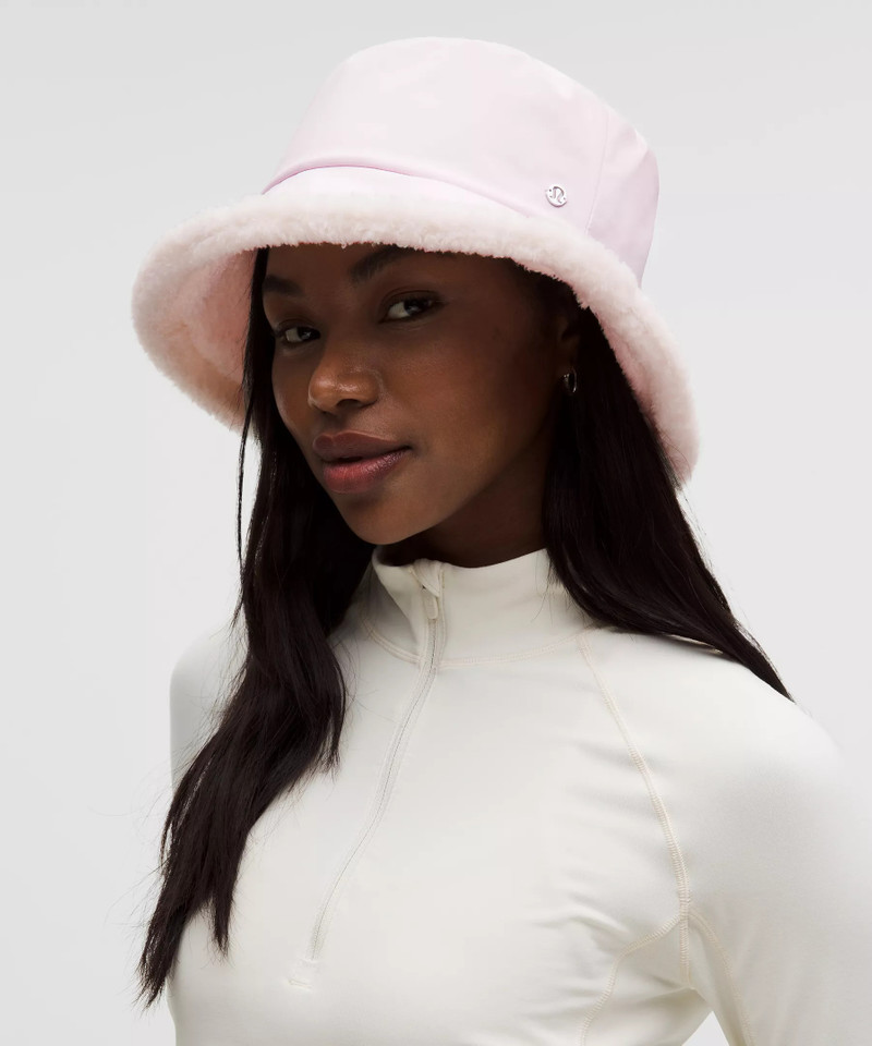 lululemon Boucle Fleece Reversible Bucket Hat outlook