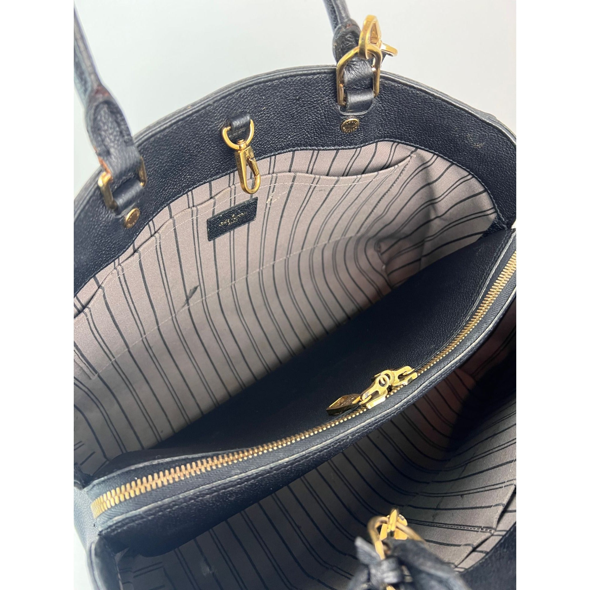 Louis Vuitton Montaigne GM Black Empriente Leather Shouder bag - 10