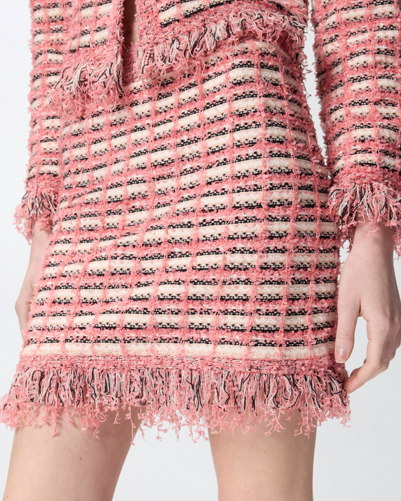 MINI SKIRT IN BASKETWEAVE AND FRAYED KNIT 6