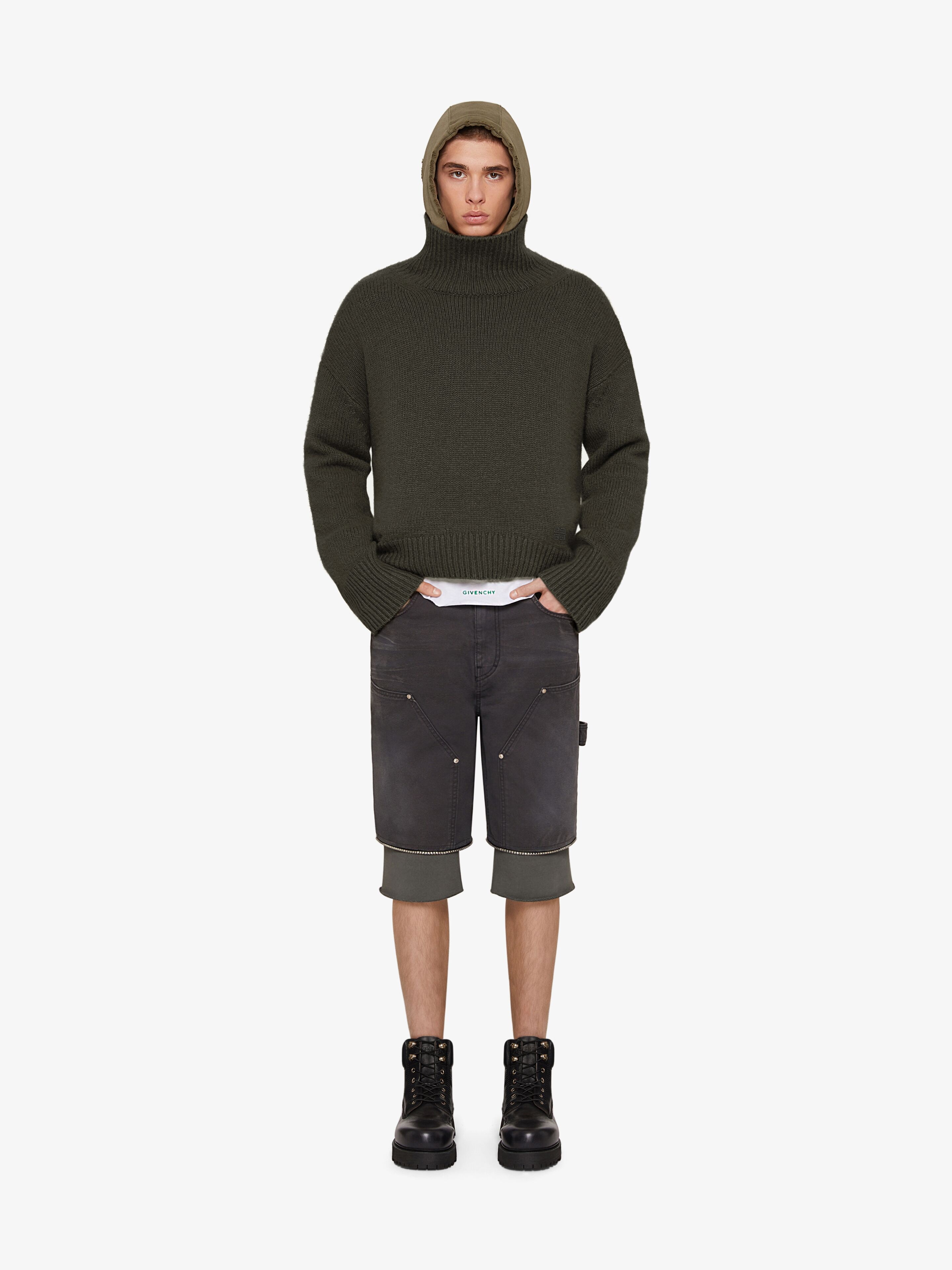 OVERSIZED TURTLENECK SWEATER IN CASHMERE - 2