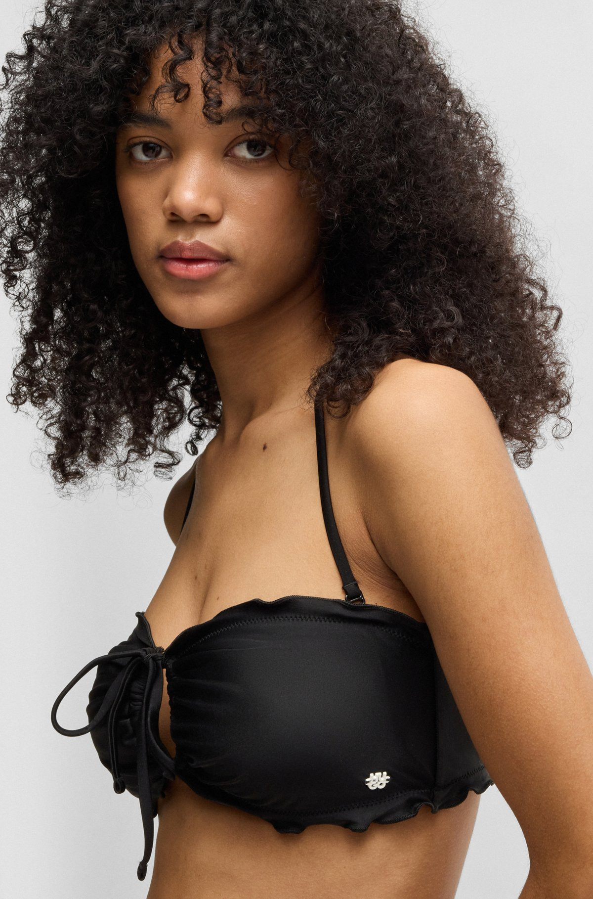 RUFFLE-EDGE BIKINI TOP WITH CUT-OUT DETAIL - 5