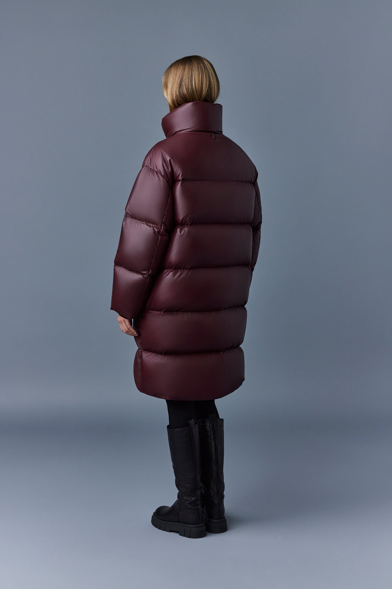 SAYA Leather down parka with stand collar - 4